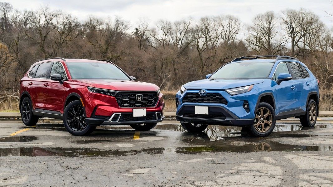 Riding High: Honda CR-V vs Toyota RAV4 – A Battle of SUV Titans!|http://www.hohocar.com