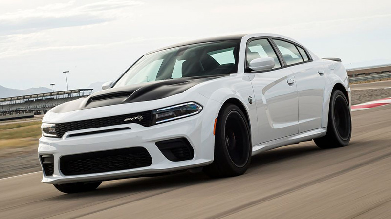 Dodge Charger: Unleashing Muscle and Elegance