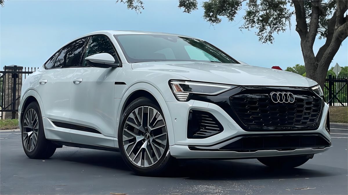Q8 Sportback e-tron|http://www.hohocar.com/info/5/audi