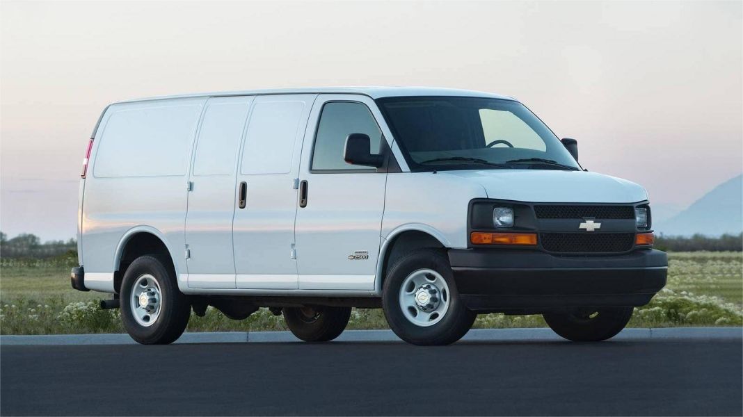 3 popular commercial vehicles recommended.